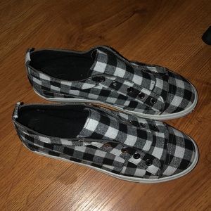 Size 9 slip on checkered shoes